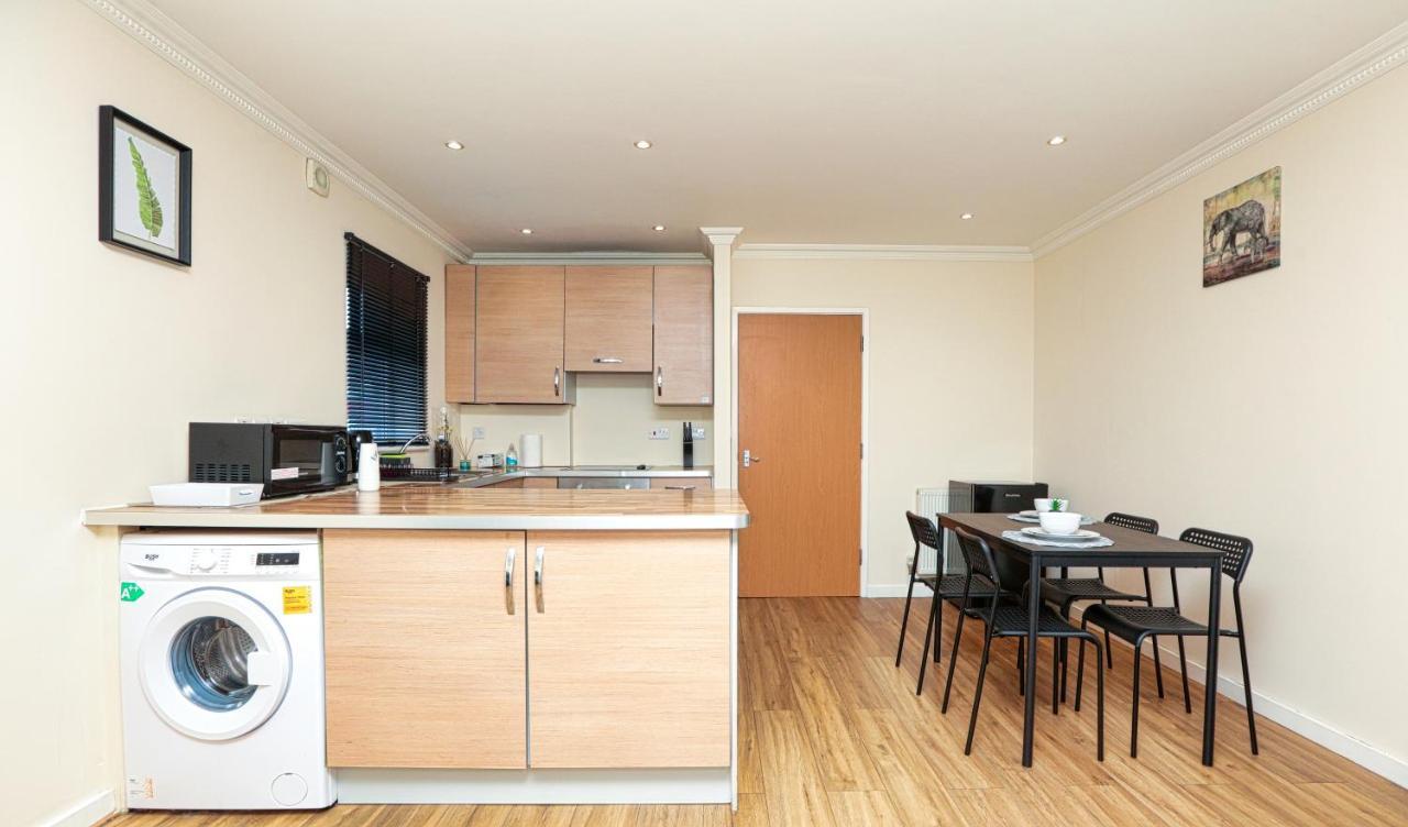 Surespring Apartment Erith المظهر الخارجي الصورة